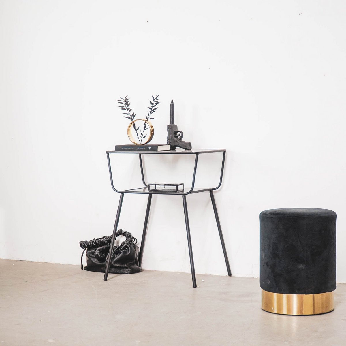 Side Table / Bedside table - Black - 50x35x60cm