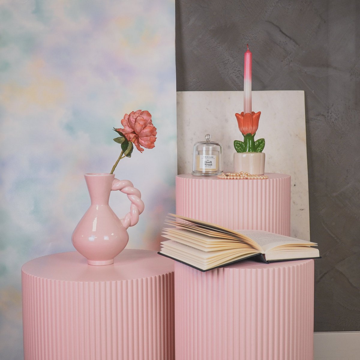 Vase - Twisted Handle - Dolomite - Pink - 17.5x13.5x22cm