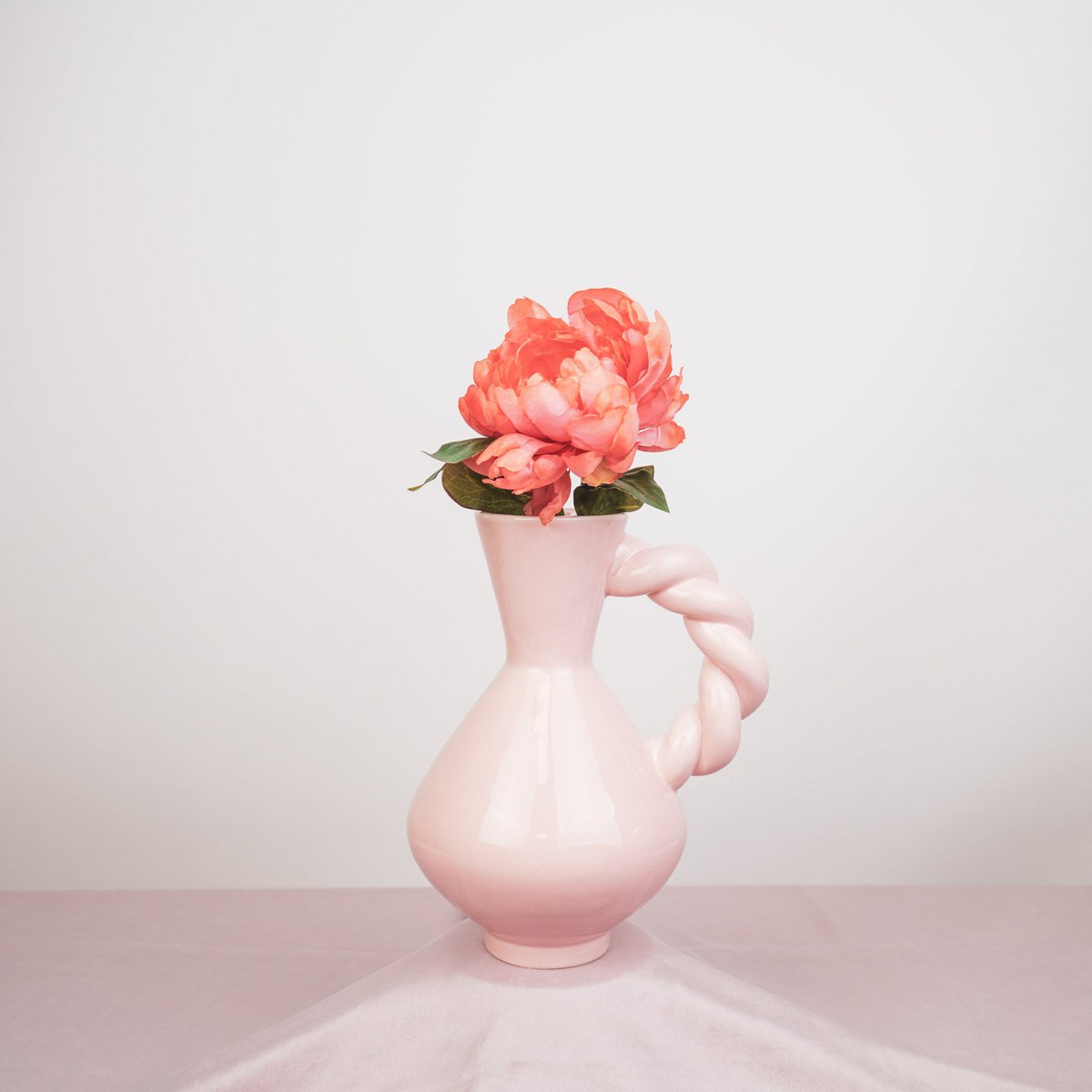 Vase - Twisted Handle - Dolomite - Pink - 17.5x13.5x22cm