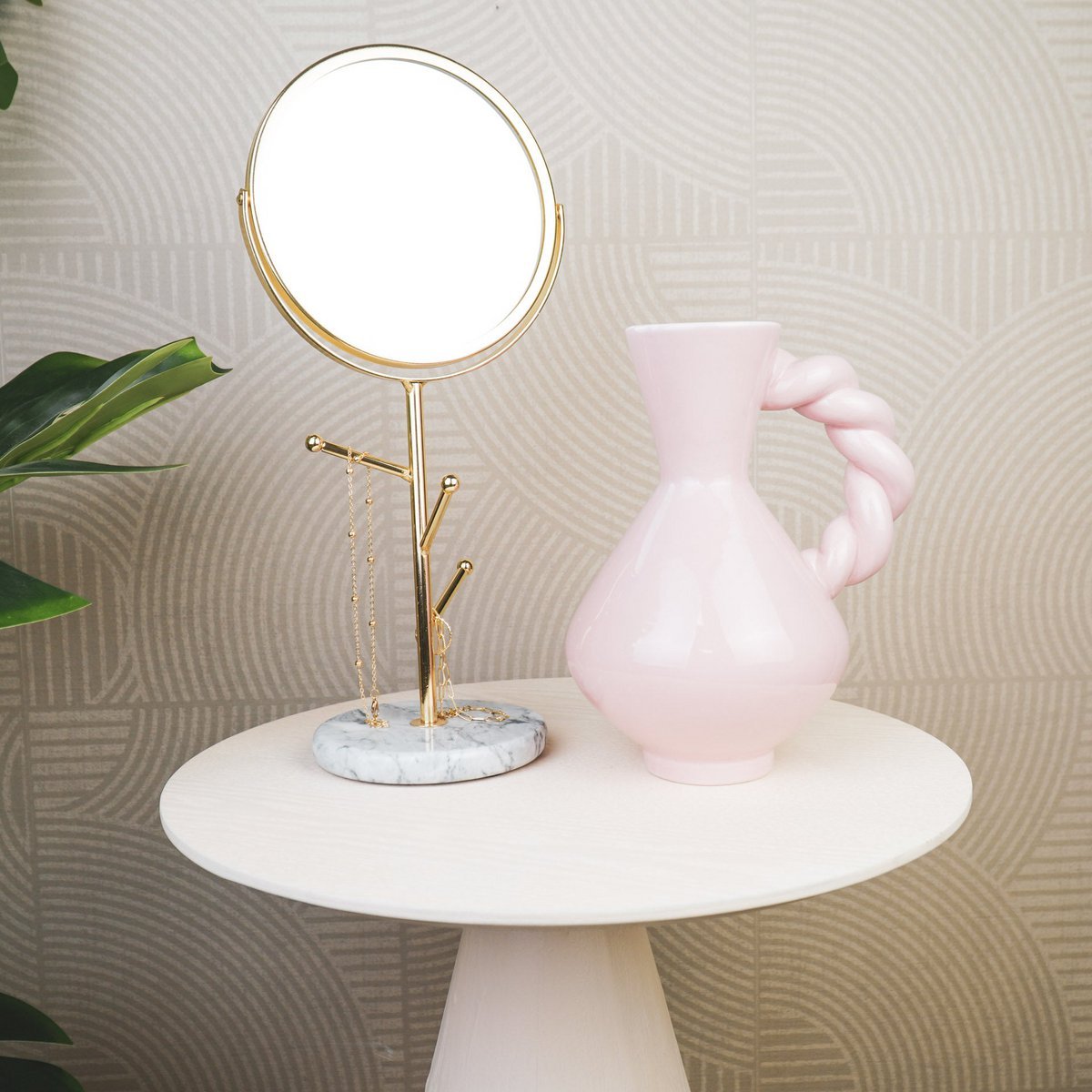 Vase - Twisted Handle - Dolomite - Pink - 17.5x13.5x22cm