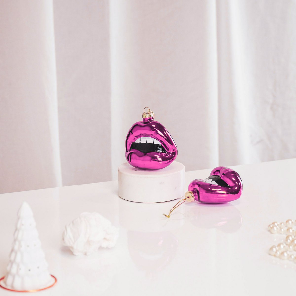 Ornament - Xmas hanger - Lip - Glass - Pink - 8,5x3,5x8,5cm