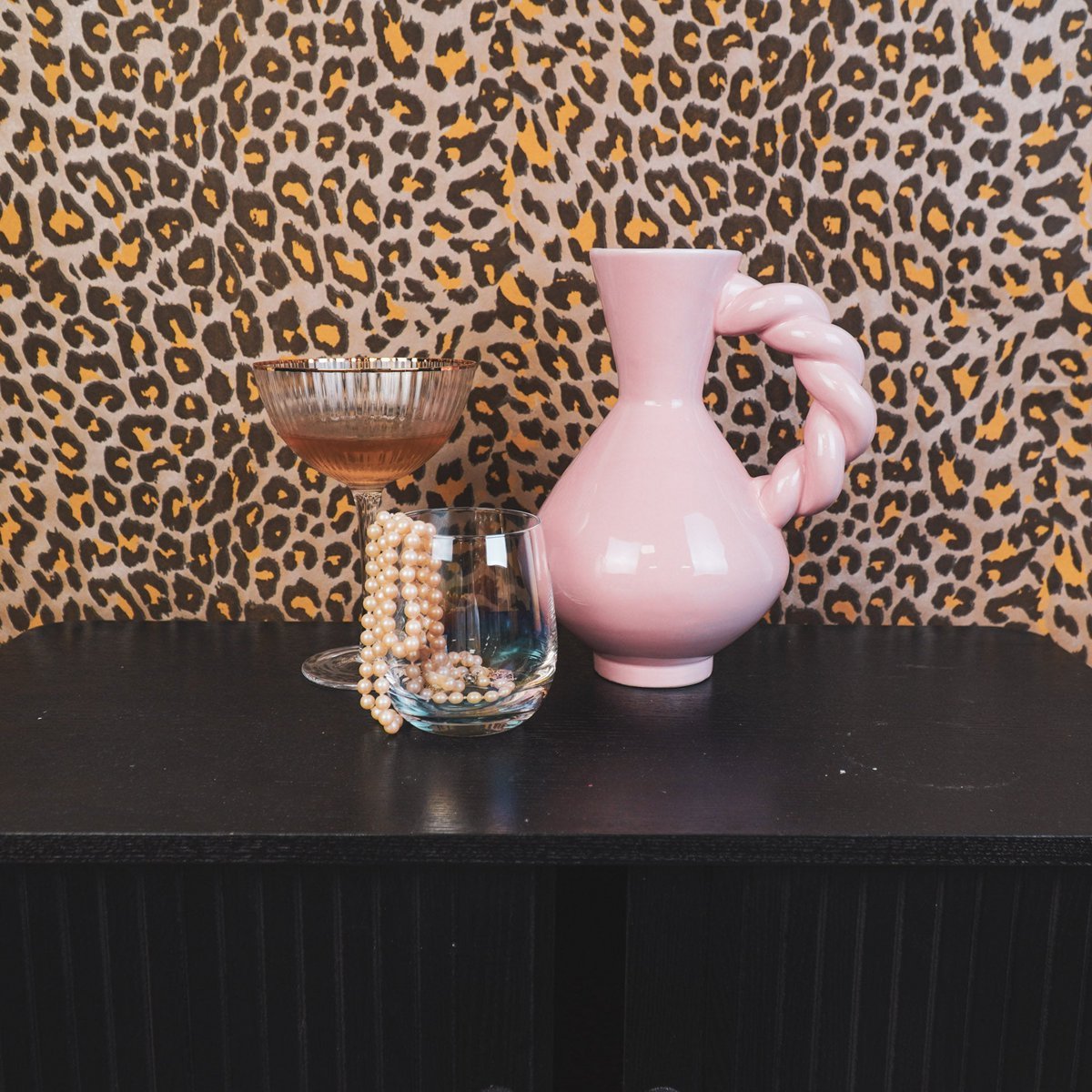 Vase - Twisted Handle - Dolomite - Pink - 17.5x13.5x22cm