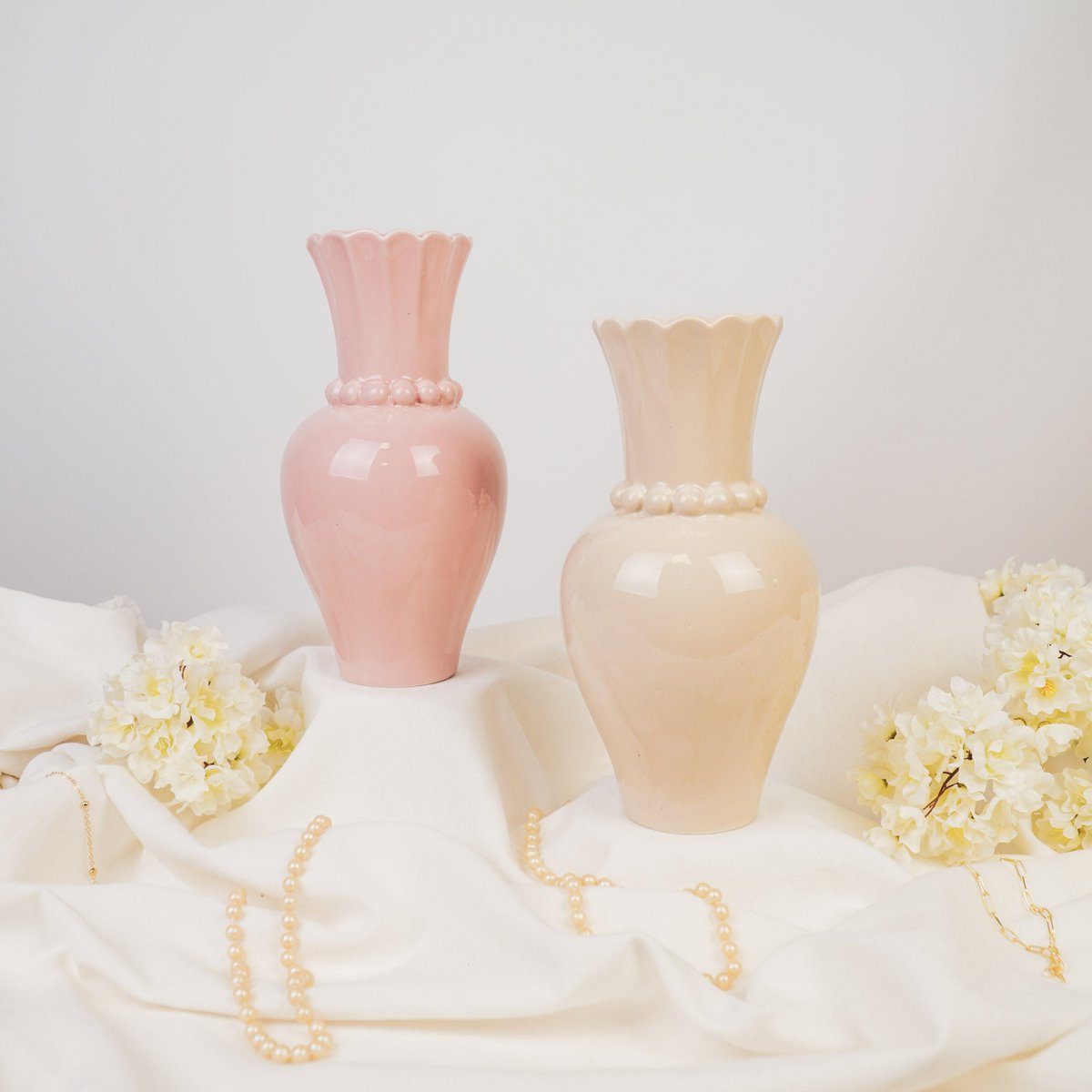 Vase - Pearl Neck - Ceramics- Sand- 12x12x24cm