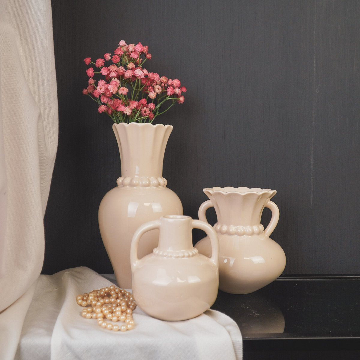Vase - Pearl Neck - Ceramics- Sand- 12x12x24cm